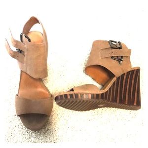 Wedges size 7